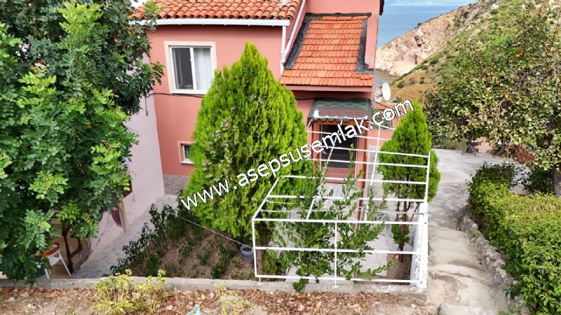 VİLLA 150 m2 (3+1) 2 Katlı Bahçeli, Oyun Parkı, Güvenlikli VİLLA