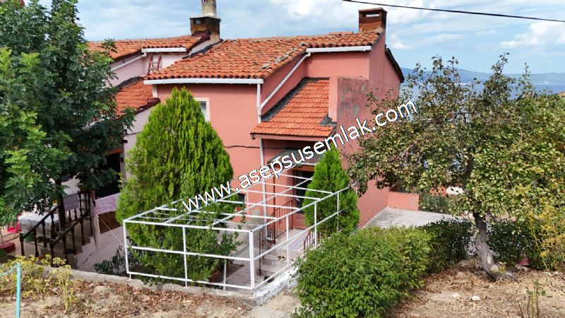 VİLLA 150 m2 (3+1) 2 Katlı Bahçeli, Oyun Parkı, Güvenlikli VİLLA