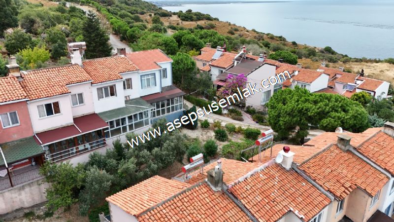 VİLLA 150 m2 (3+1) 2 Katlı Bahçeli, Oyun Parkı, Güvenlikli VİLLA