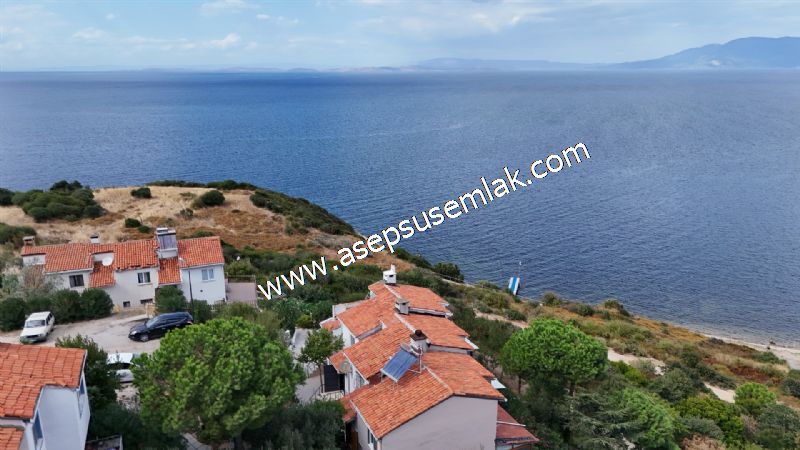 VİLLA 150 m2 (3+1) 2 Katlı Bahçeli, Oyun Parkı, Güvenlikli VİLLA