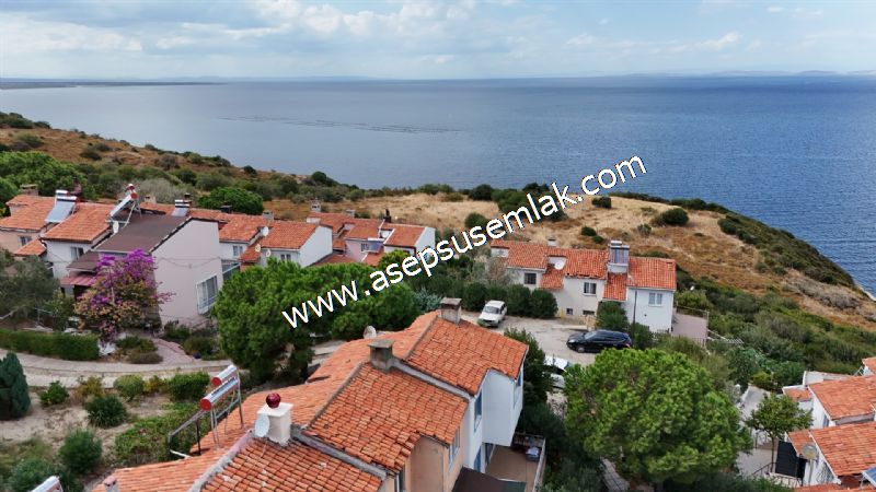 VİLLA 150 m2 (3+1) 2 Katlı Bahçeli, Oyun Parkı, Güvenlikli VİLLA
