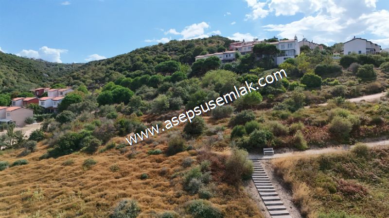 VİLLA 150 m2 (3+1) 2 Katlı Bahçeli, Oyun Parkı, Güvenlikli VİLLA