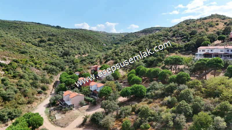 VİLLA 150 m2 (3+1) 2 Katlı Bahçeli, Oyun Parkı, Güvenlikli VİLLA