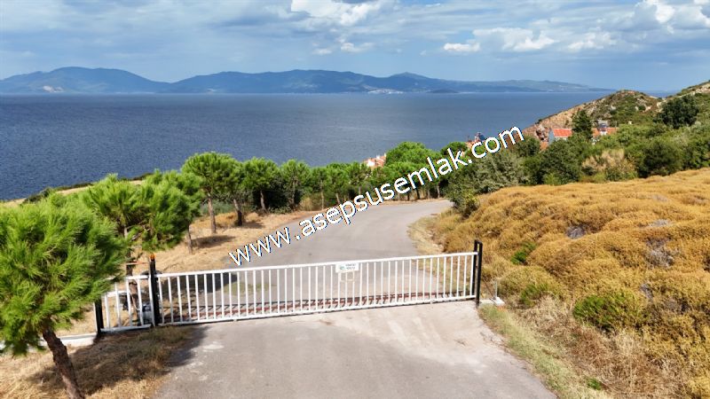 VİLLA 150 m2 (3+1) 2 Katlı Bahçeli, Oyun Parkı, Güvenlikli VİLLA