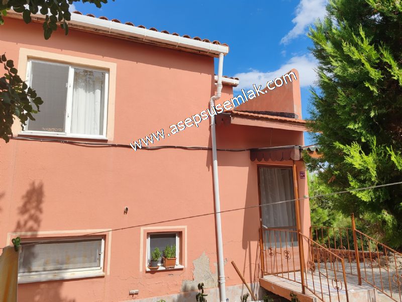 VİLLA 150 m2 (3+1) 2 Katlı Bahçeli, Oyun Parkı, Güvenlikli VİLLA