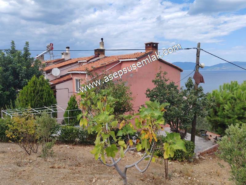 VİLLA 150 m2 (3+1) 2 Katlı Bahçeli, Oyun Parkı, Güvenlikli VİLLA