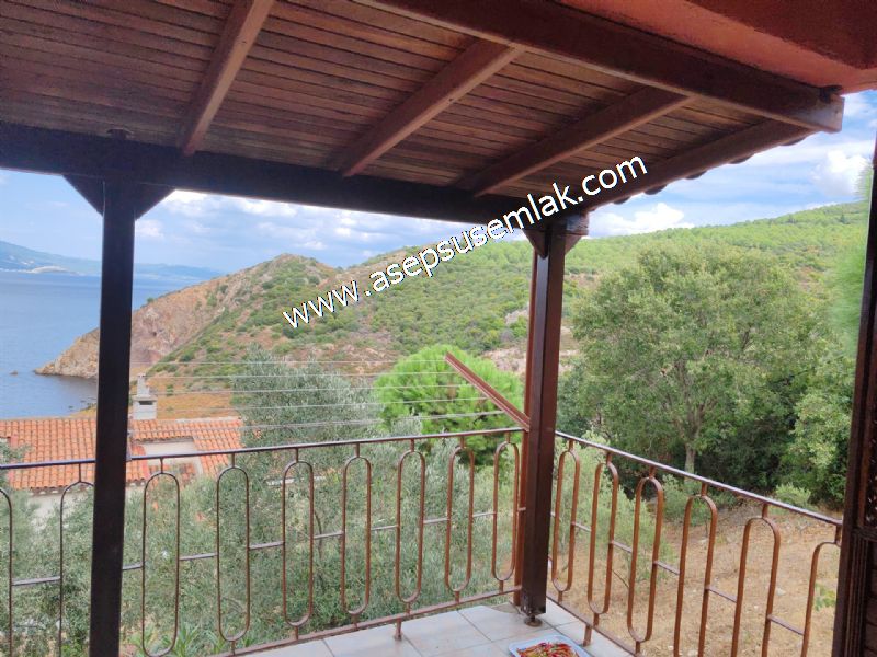 VİLLA 150 m2 (3+1) 2 Katlı Bahçeli, Oyun Parkı, Güvenlikli VİLLA