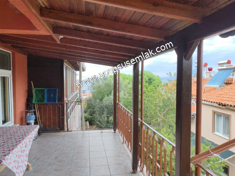 VİLLA 150 m2 (3+1) 2 Katlı Bahçeli, Oyun Parkı, Güvenlikli VİLLA