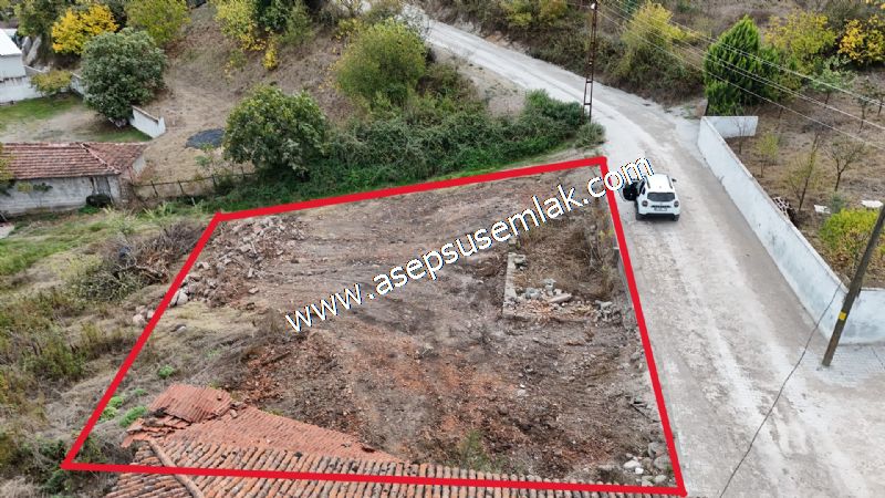 393 M2 Arsa Köy Evi (2Kat %40) Elektrik Su Var. İmarlı Gönen'de
