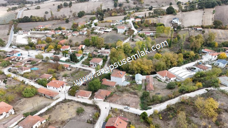 393 M2 Arsa Köy Evi (2Kat %40) Elektrik Su Var. İmarlı Gönen'de