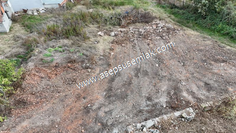 393 M2 Arsa Köy Evi (2Kat %40) Elektrik Su Var. İmarlı Gönen'de