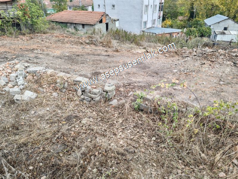 393 M2 Arsa Köy Evi (2Kat %40) Elektrik Su Var. İmarlı Gönen'de