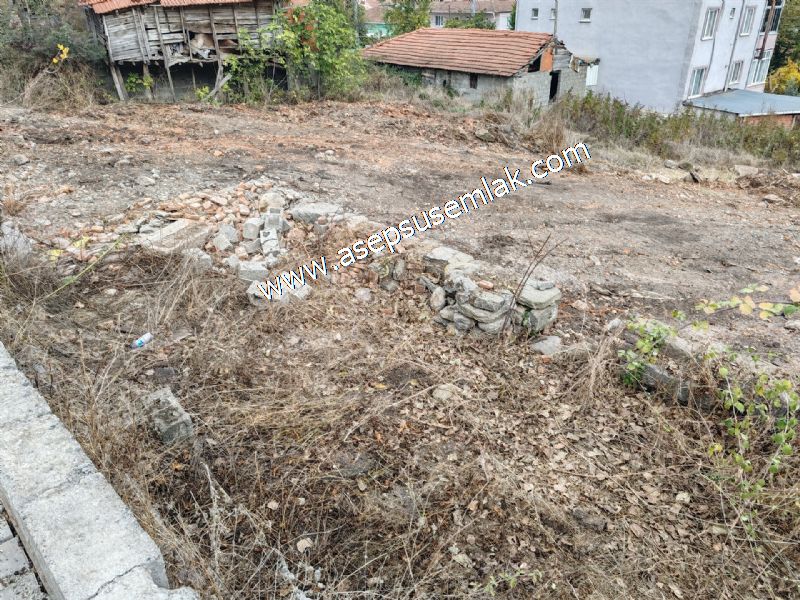 393 M2 Arsa Köy Evi (2Kat %40) Elektrik Su Var. İmarlı Gönen'de