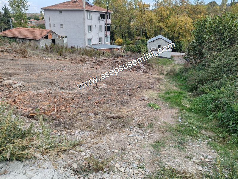 393 M2 Arsa Köy Evi (2Kat %40) Elektrik Su Var. İmarlı Gönen'de