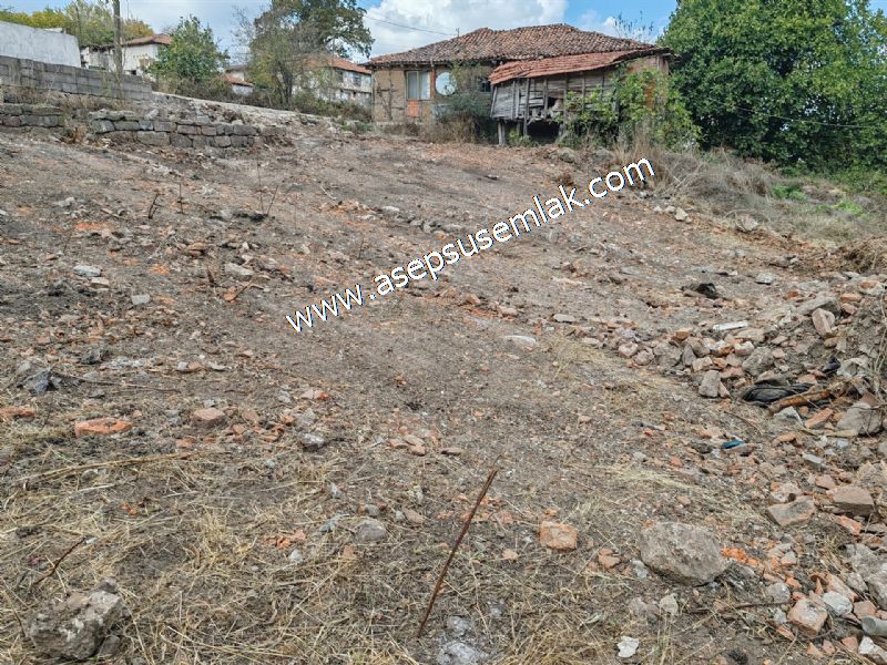 393 M2 Arsa Köy Evi (2Kat %40) Elektrik Su Var. İmarlı Gönen'de