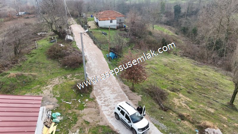 850 ve 921 M2 İmarlı Arsa 2 Kat %40 Müstakil Köy Evi, Bağ-Bahçe