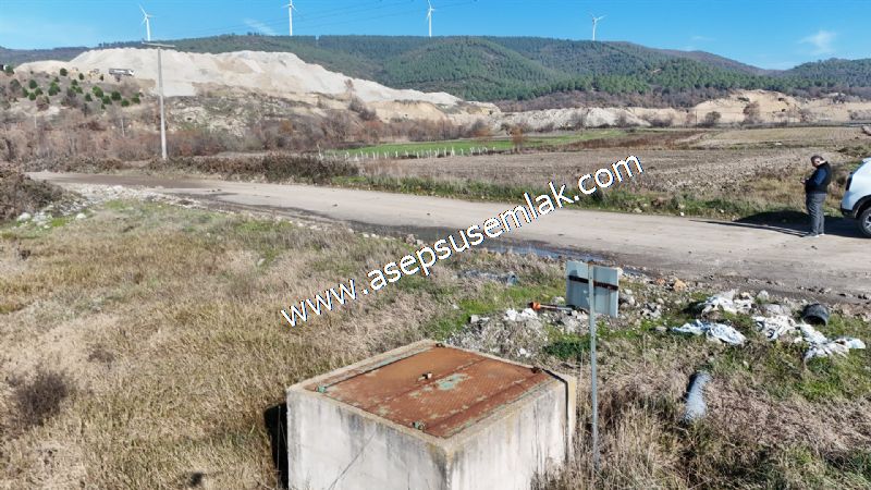 4.379 M2 Tütüncü Hobi Bahçesi Bungalov Bağ-Bahçe Yol-Su Var