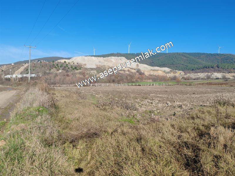 4.379 M2 Tütüncü Hobi Bahçesi Bungalov Bağ-Bahçe Yol-Su Var