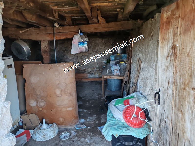 1.871 M2 Müstakil Köy Evi, Arsa 2 Kat %40 İmarlı Manyas Kızık'ta