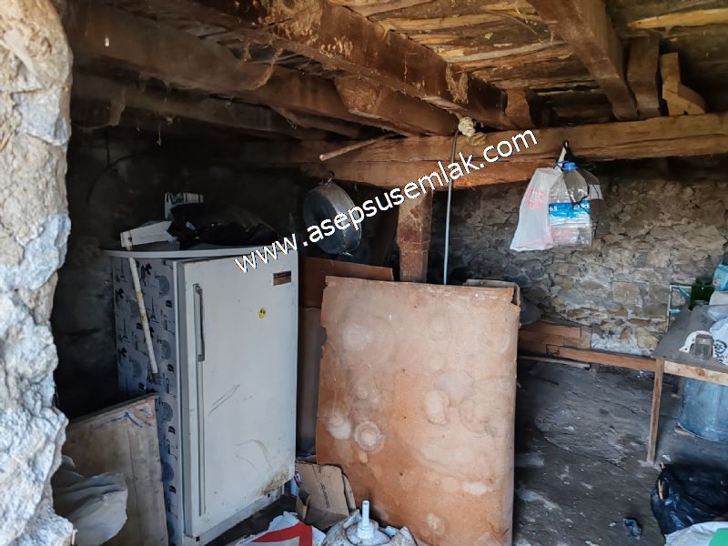 1.871 M2 Müstakil Köy Evi, Arsa 2 Kat %40 İmarlı Manyas Kızık'ta