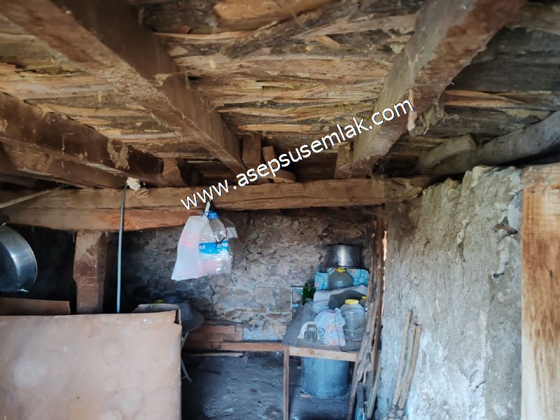 1.871 M2 Müstakil Köy Evi, Arsa 2 Kat %40 İmarlı Manyas Kızık'ta