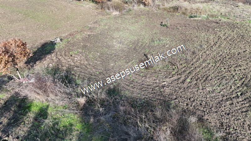 1.258 m2 Hobi Bahçesi Bağ-Bahçe Kadastro Yola Cepheli Bayramiçte