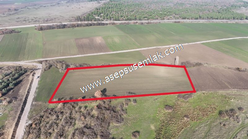 10.657 m2 Çiftlik Bağ-Bahçe Kadastro Yola Cepheli Bayramiç'te