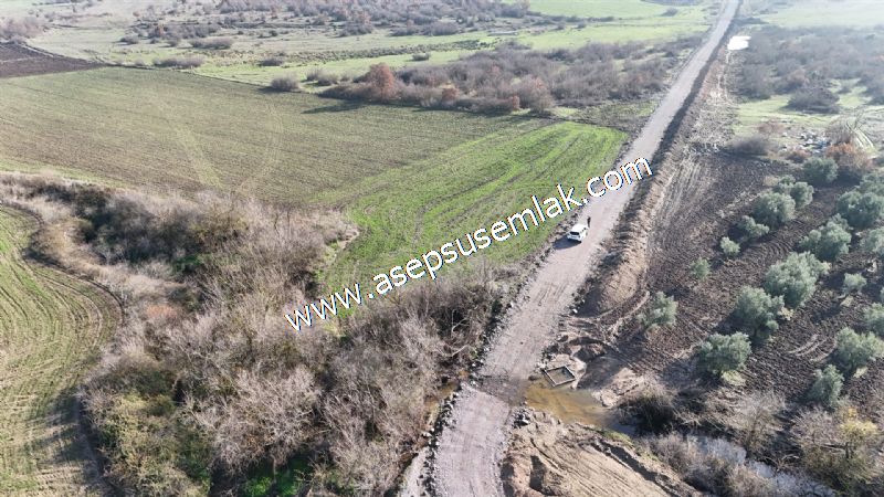 10.657 m2 Çiftlik Bağ-Bahçe Kadastro Yola Cepheli Bayramiç'te