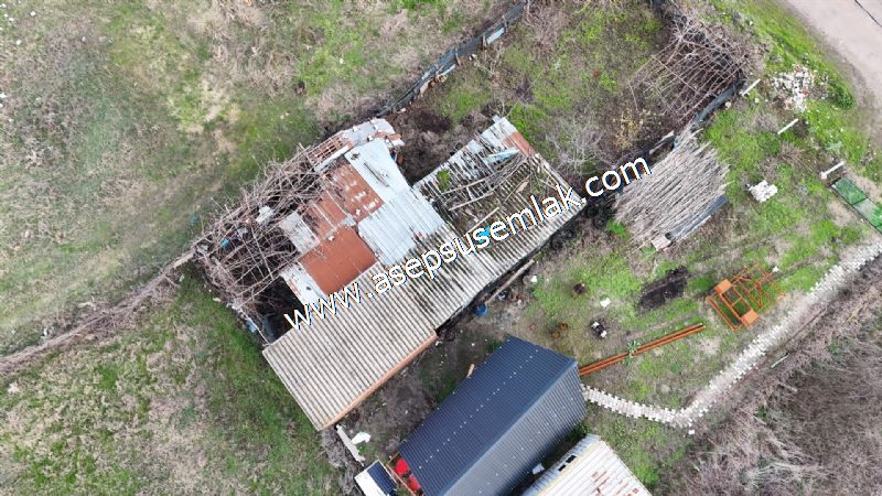 228 m2 Elektrik Su Aboneliği Var. 3 Kat İmarlı Plevne Gönen'de
