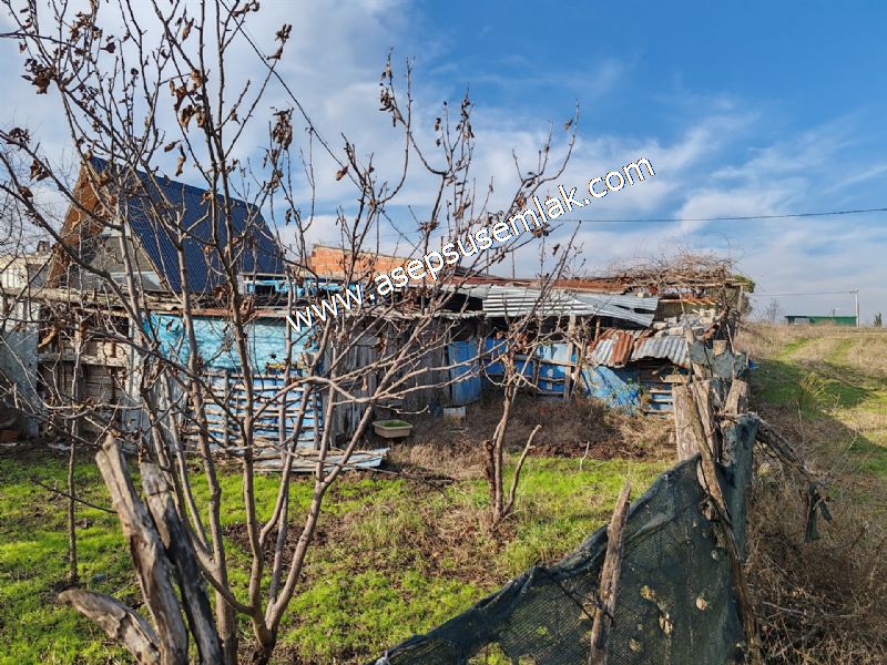 228 m2 Elektrik Su Aboneliği Var. 3 Kat İmarlı Plevne Gönen'de