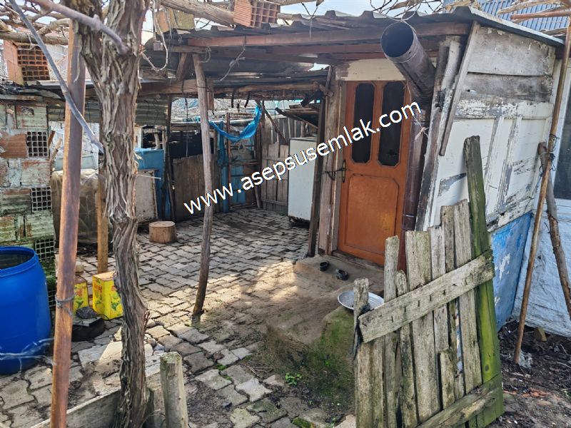 228 m2 Elektrik Su Aboneliği Var. 3 Kat İmarlı Plevne Gönen'de