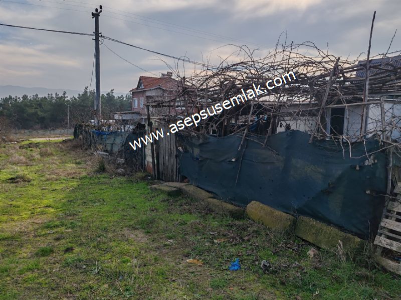 228 m2 Elektrik Su Aboneliği Var. 3 Kat İmarlı Plevne Gönen'de