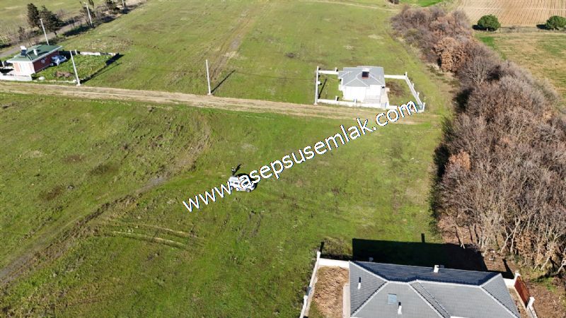 502 M2 Villa İmarlı Arsa,(2 Kat) Köy Evi Engin Kent Çeşmealtı'da