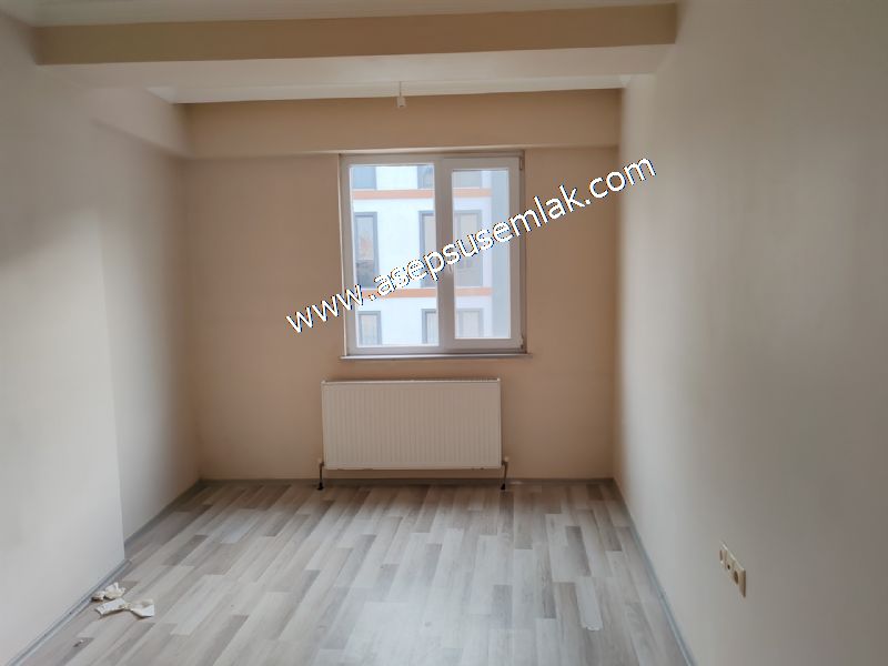 2+1 (2 KAT) ARA KAT YENİ BİNA KİRALIK DAİRE GÖNEN 70 EVLER'DE