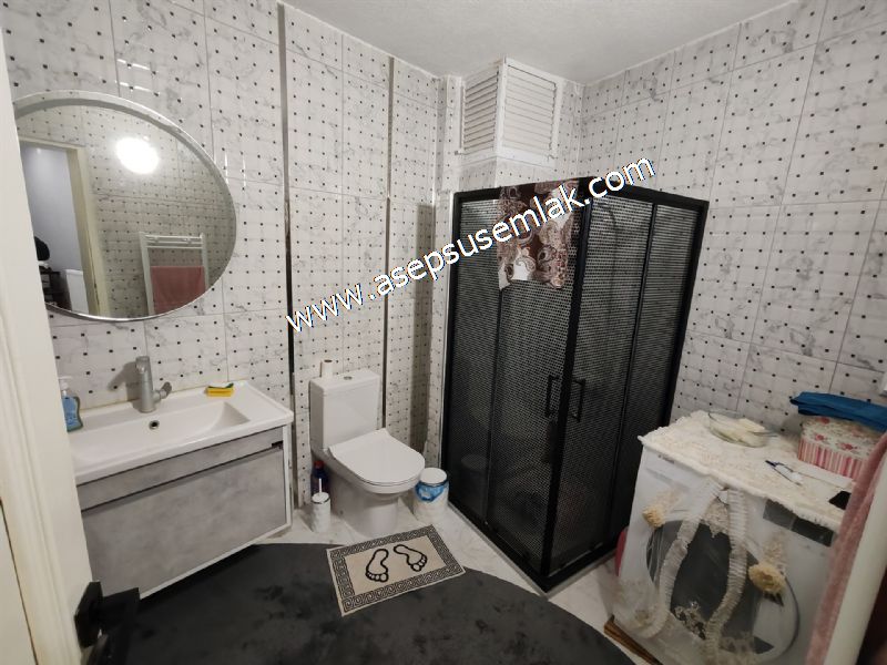 120 M2 / ARA KAT / (2+1) GENİŞ ODALAR YENİ TADİLATLI ALTAY GÖNEN