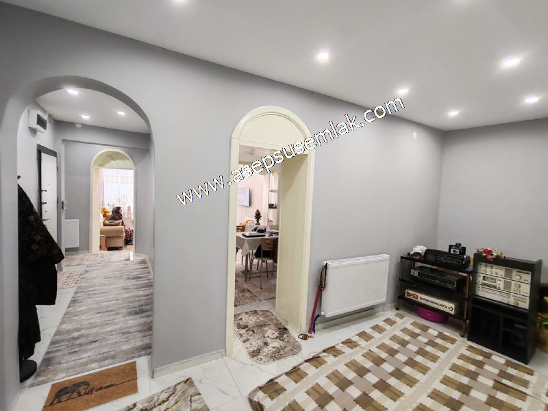 120 M2 / ARA KAT / (2+1) GENİŞ ODALAR YENİ TADİLATLI ALTAY GÖNEN
