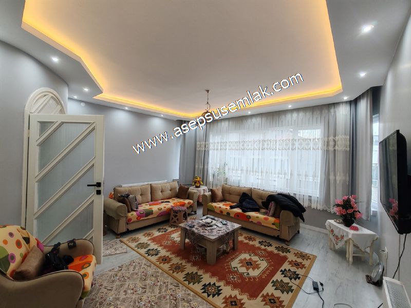 120 M2 / ARA KAT / (2+1) GENİŞ ODALAR YENİ TADİLATLI ALTAY GÖNEN