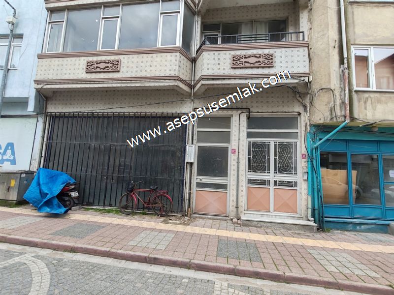 120 M2 / ARA KAT / (2+1) GENİŞ ODALAR YENİ TADİLATLI ALTAY GÖNEN
