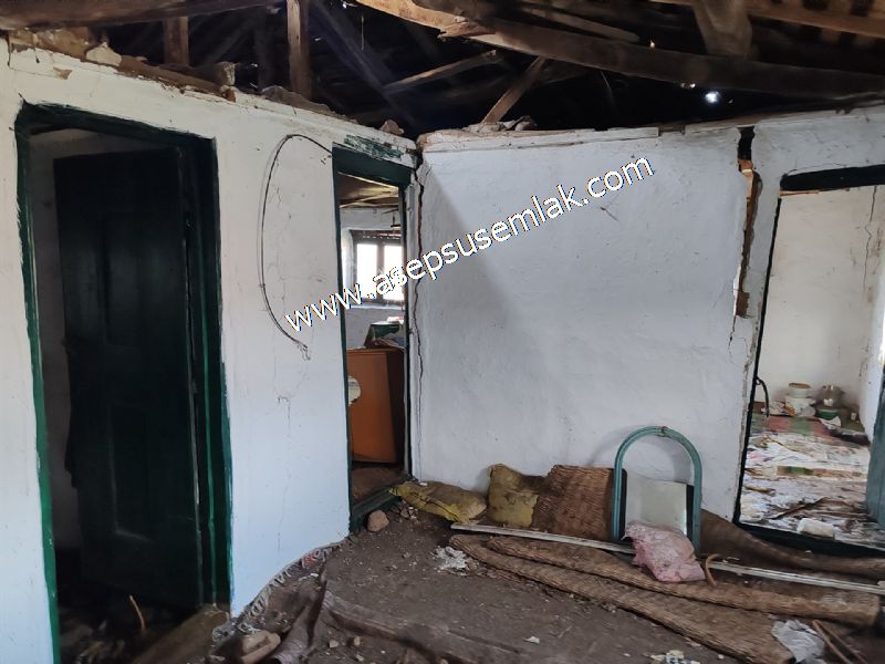 1.180 M2 Müstakil Köy Evi, Arsa 2 Kat %40 İmarlı Manyas Kızık'ta