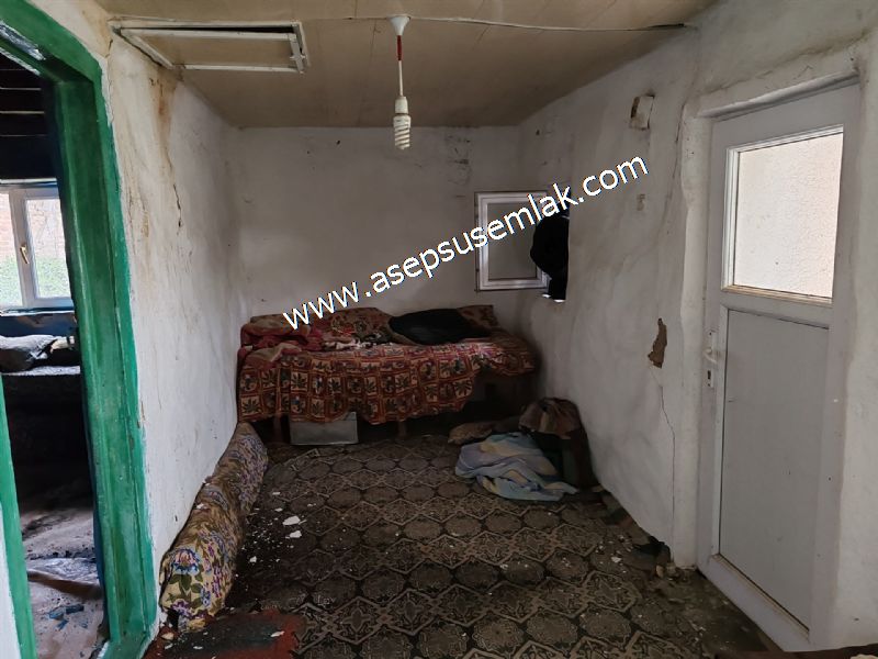 1.400 M2 Müstakil Köy Evi, Arsa 2 Kat %40 İmarlı Gönen Çakmak'ta