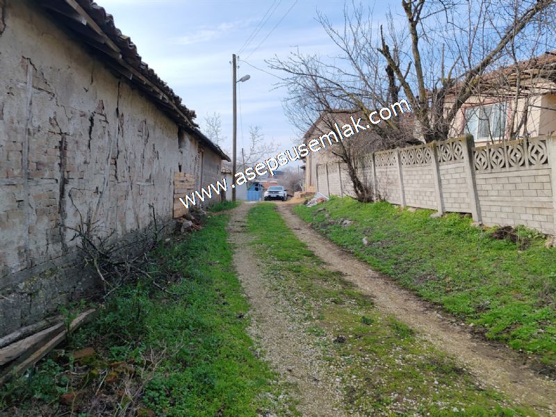 1.400 M2 Müstakil Köy Evi, Arsa 2 Kat %40 İmarlı Gönen Çakmak'ta