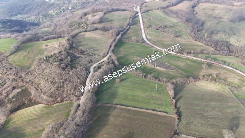 9.426 M2 Suçıktı'da Hobi Bahçesi Çiftlik Bağ-Bahçe Yol-Su Var.