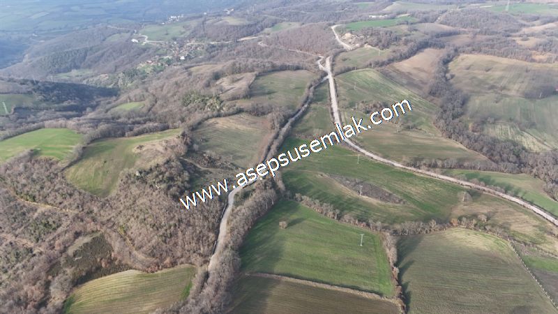 9.426 M2 Suçıktı'da Hobi Bahçesi Çiftlik Bağ-Bahçe Yol-Su Var.