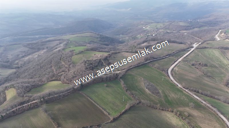 9.426 M2 Suçıktı'da Hobi Bahçesi Çiftlik Bağ-Bahçe Yol-Su Var.