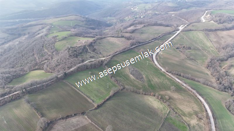 9.426 M2 Suçıktı'da Hobi Bahçesi Çiftlik Bağ-Bahçe Yol-Su Var.
