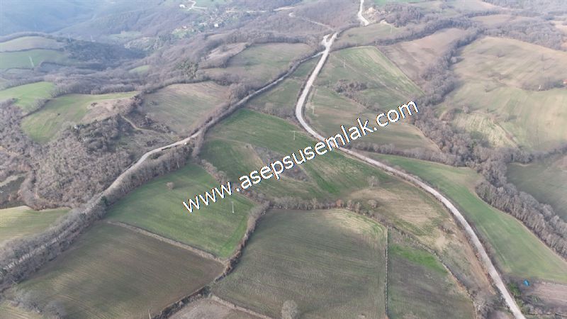 9.426 M2 Suçıktı'da Hobi Bahçesi Çiftlik Bağ-Bahçe Yol-Su Var.