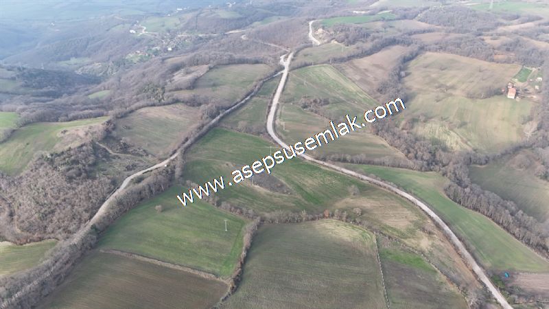 9.426 M2 Suçıktı'da Hobi Bahçesi Çiftlik Bağ-Bahçe Yol-Su Var.