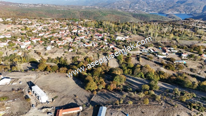 1.390 M2 Arsa Köy Evi (2 Kat %40 ) İmarlı Projeli (2+1) Gönen'de