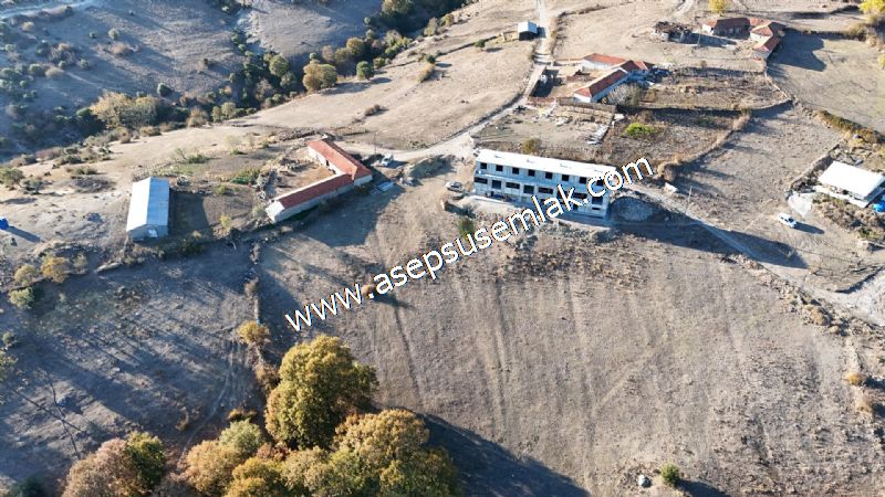 1.390 M2 Arsa Köy Evi (2 Kat %40 ) İmarlı Projeli (2+1) Gönen'de