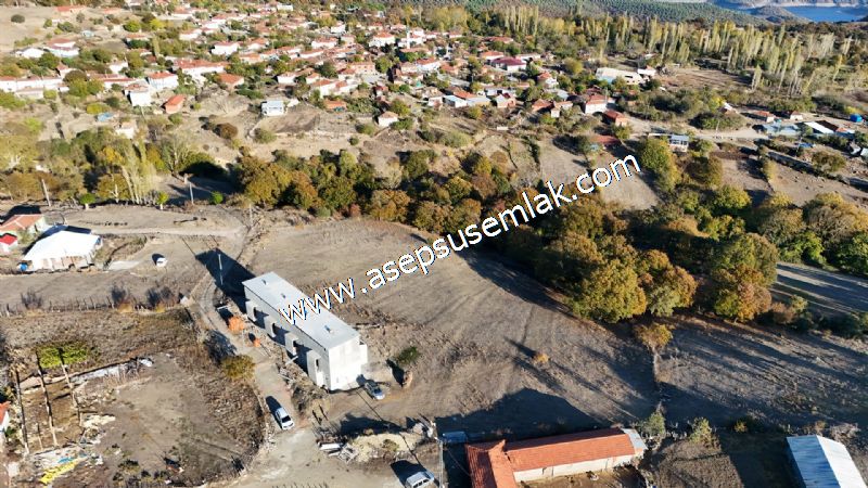 1.390 M2 Arsa Köy Evi (2 Kat %40 ) İmarlı Projeli (2+1) Gönen'de